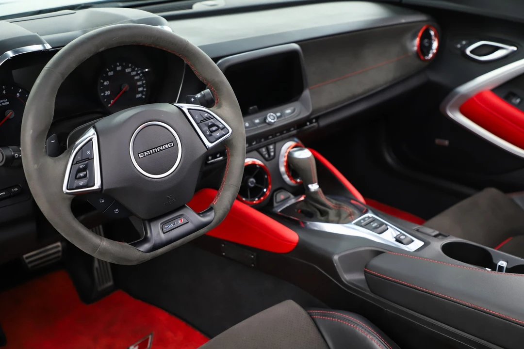 2023 Chevrolet Camaro ZL1 6th Gen - Image 2 of 31