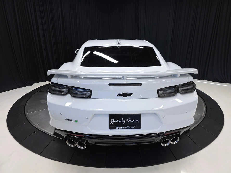 2023 Chevrolet Camaro ZL1 6th Gen - Image 14 of 31