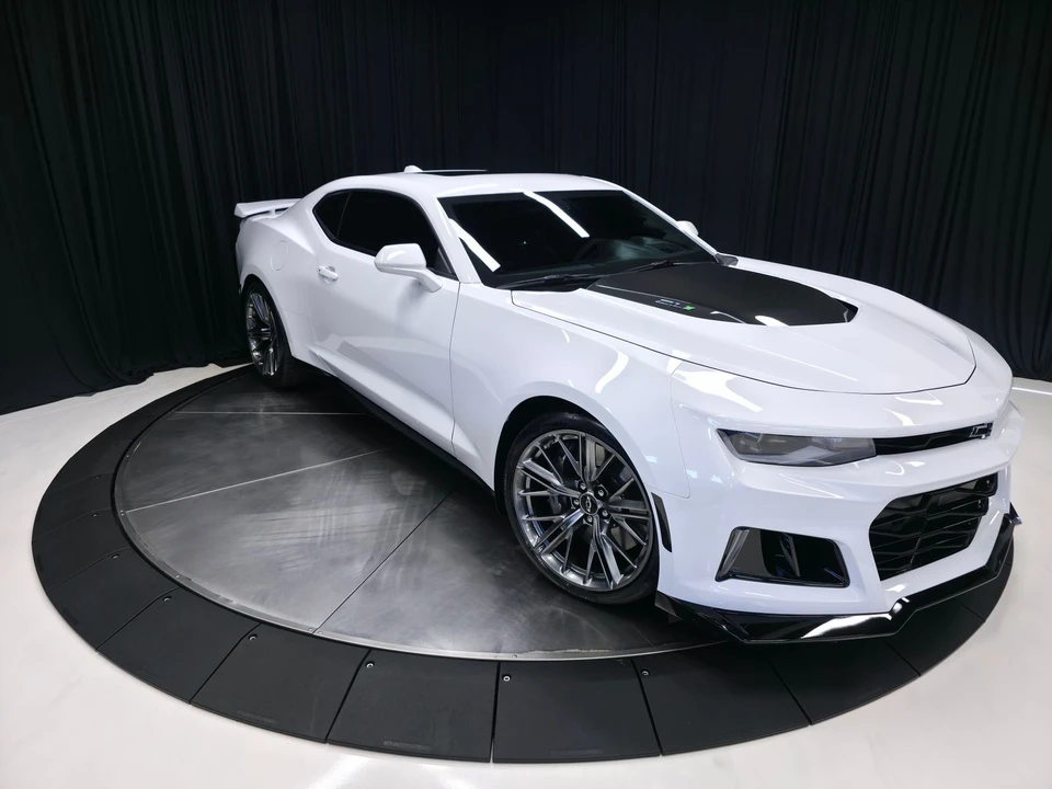 2023 Chevrolet Camaro ZL1 6th Gen - Image 18 of 31
