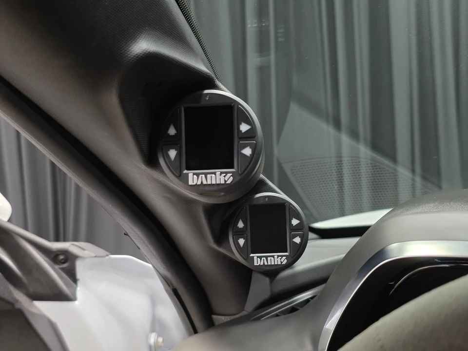 2023 Chevrolet Camaro ZL1 6th Gen - Image 28 of 31