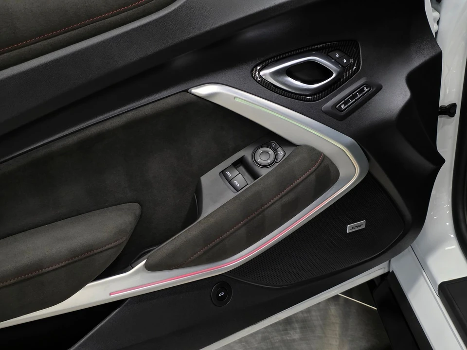 2023 Chevrolet Camaro ZL1 6th Gen - Image 20 of 31