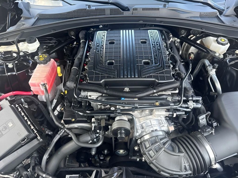 2023 Chevrolet Camaro ZL1 6th Gen - Image 30 of 31