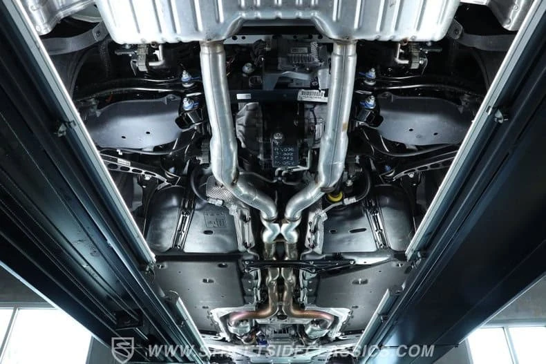 2023 Chevrolet Camaro ZL1 6th Gen - Image 28 of 29