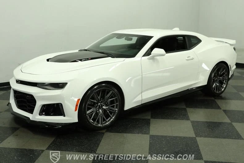 2023 Chevrolet Camaro ZL1 6th Gen - Image 5 of 29