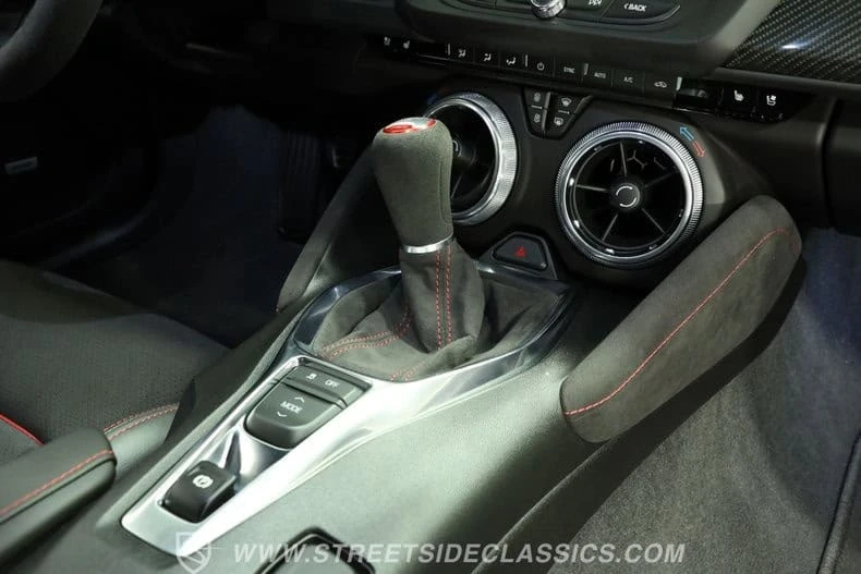 2023 Chevrolet Camaro ZL1 6th Gen - Image 21 of 29