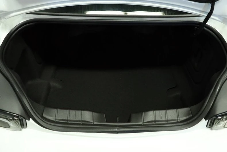 2023 Chevrolet Camaro ZL1 6th Gen - Image 26 of 29