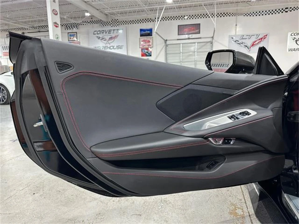 2023 Chevrolet Corvette C8 - Image 15 of 30