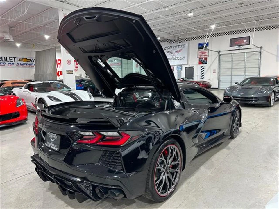 2023 Chevrolet Corvette C8 - Image 21 of 30