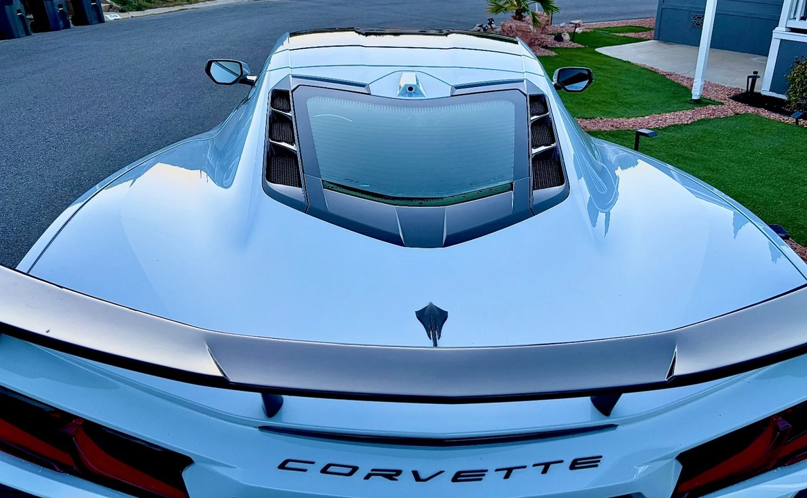 2023 Chevrolet Corvette C8 - Image 2 of 17