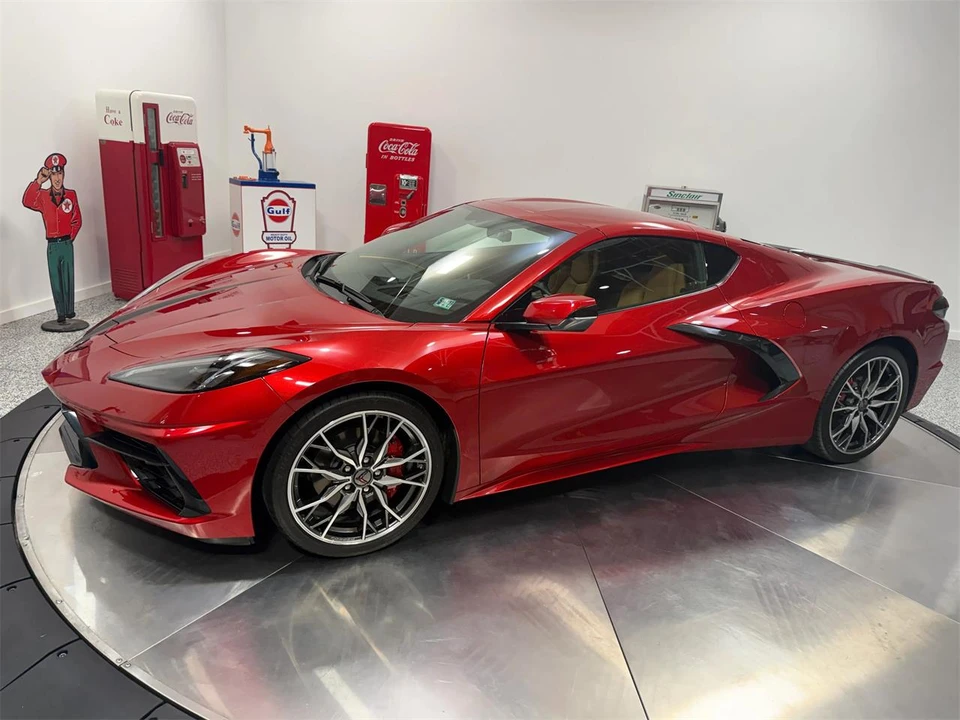 2023 Chevrolet Corvette C8 - Image 9 of 31
