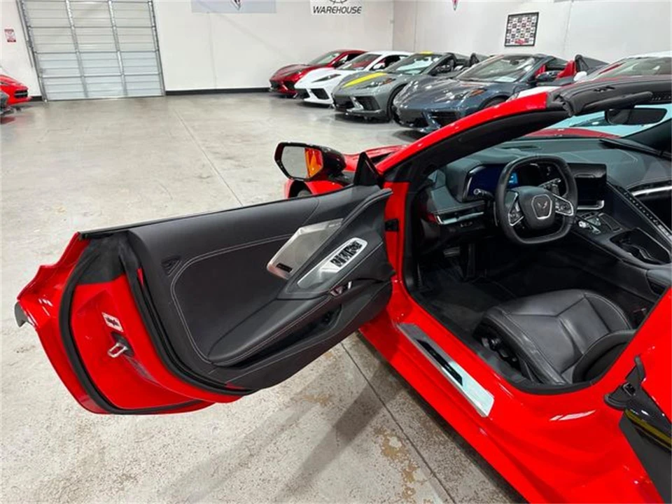 2023 Chevrolet Corvette C8 - Image 15 of 30