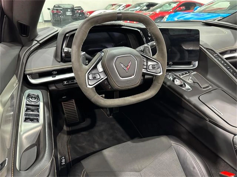 2023 Chevrolet Corvette C8 - Image 8 of 30