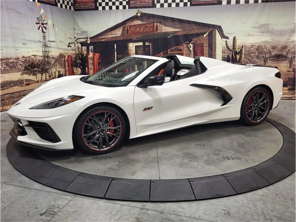 2023 Chevrolet Corvette C8 - Image 3 of 31