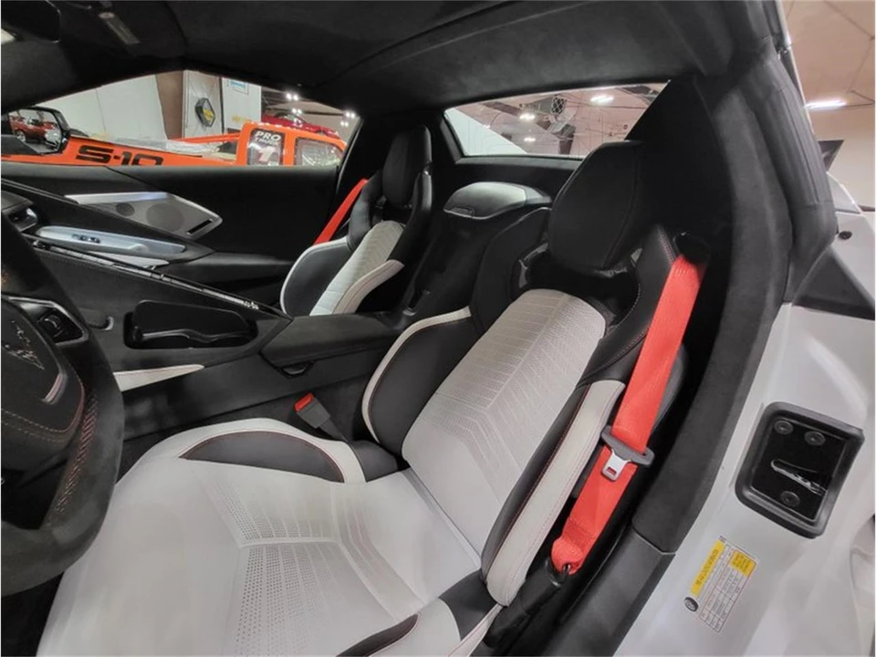 2023 Chevrolet Corvette C8 - Image 16 of 31