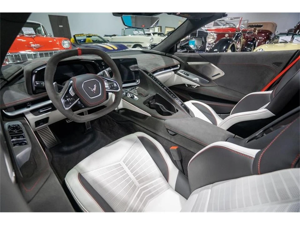 2023 Chevrolet Corvette C8 - Image 20 of 31