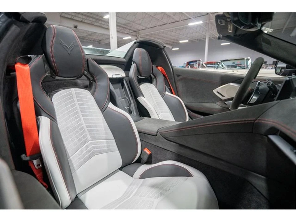 2023 Chevrolet Corvette C8 - Image 26 of 31