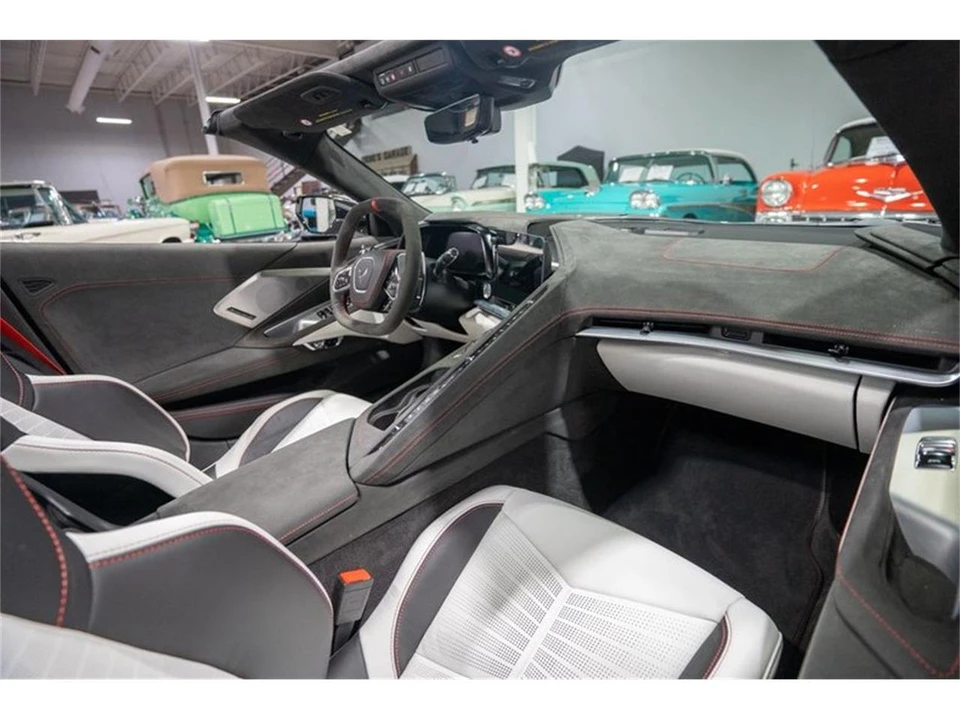 2023 Chevrolet Corvette C8 - Image 24 of 31