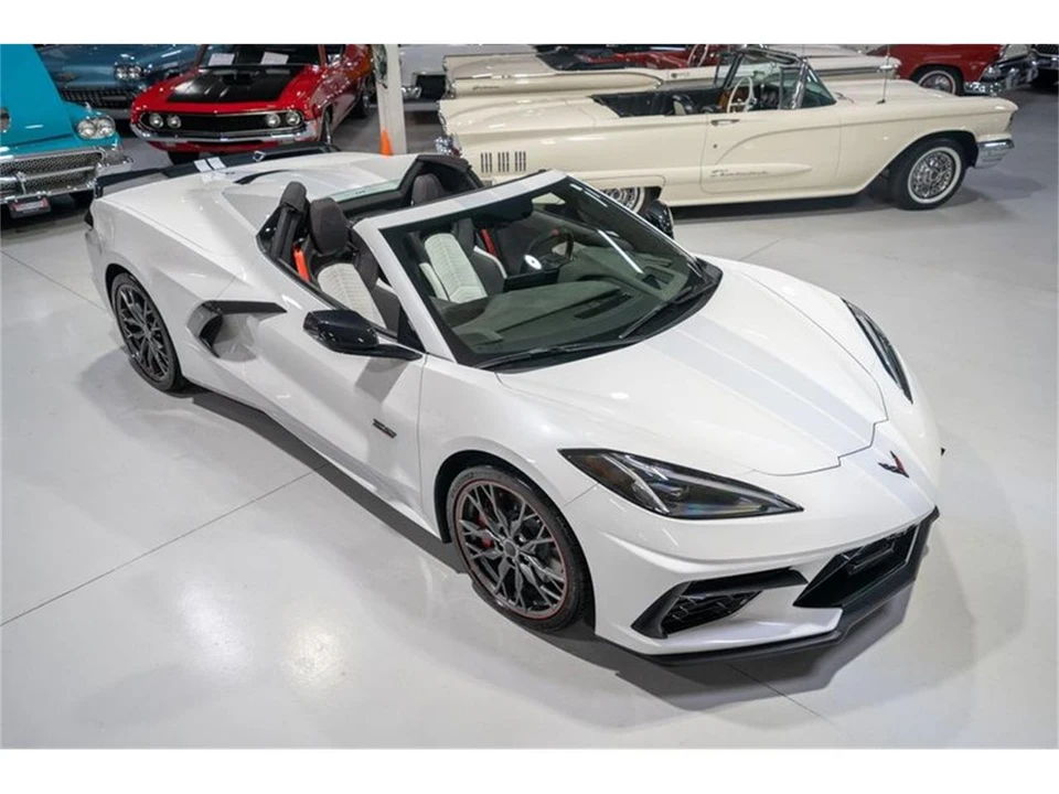 2023 Chevrolet Corvette C8 - Image 5 of 31