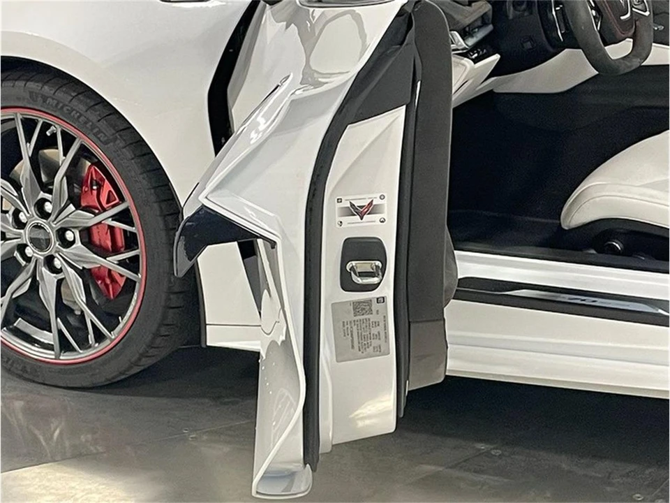 2023 Chevrolet Corvette C8 - Image 18 of 31