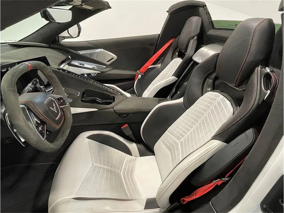 2023 Chevrolet Corvette C8 - Image 23 of 31