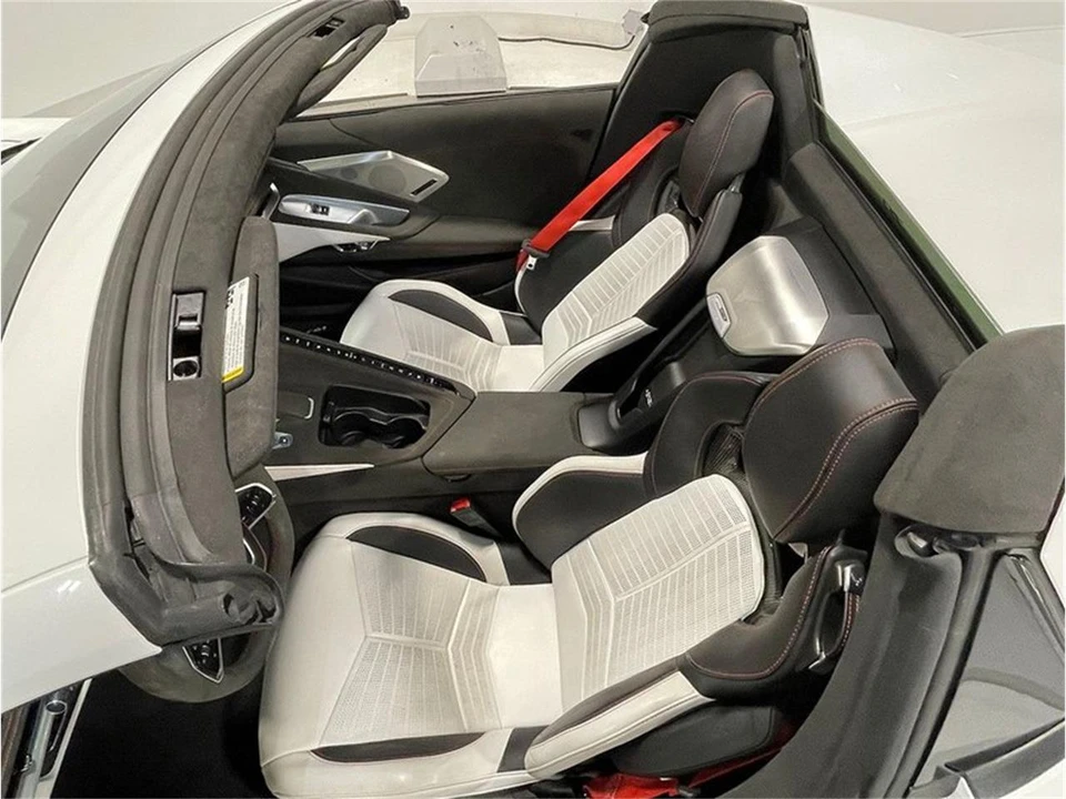 2023 Chevrolet Corvette C8 - Image 26 of 31