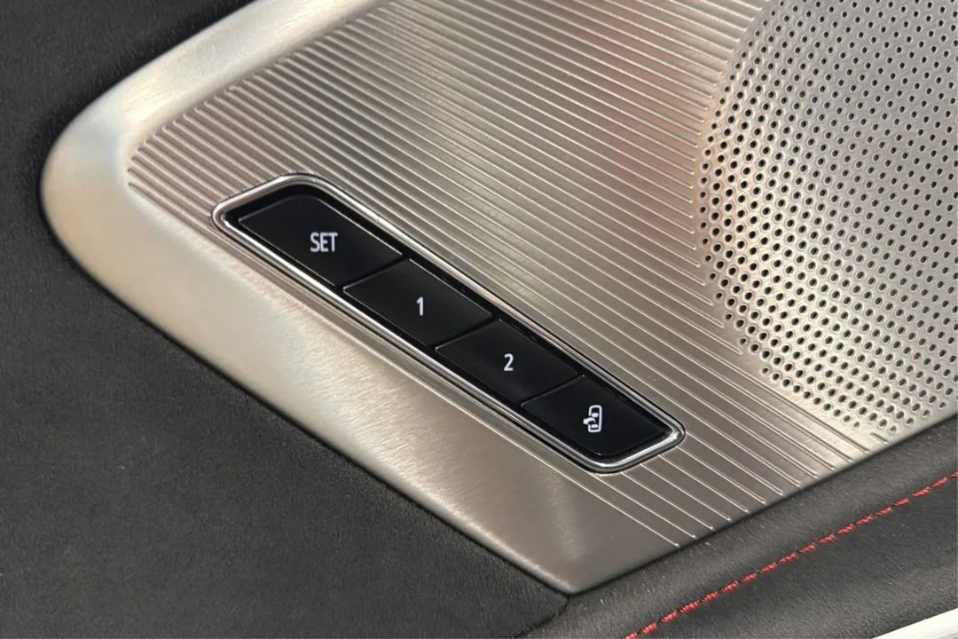 2023 Chevrolet Corvette C8 - Image 19 of 31