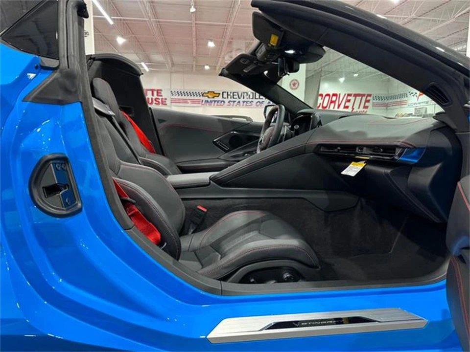 2023 Chevrolet Corvette C8 - Image 18 of 30