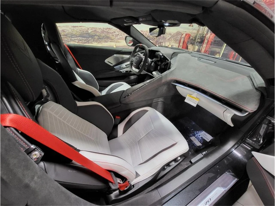 2023 Chevrolet Corvette C8 - Image 19 of 29