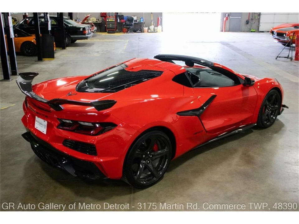 2023 Chevrolet Corvette C8 - Image 8 of 31
