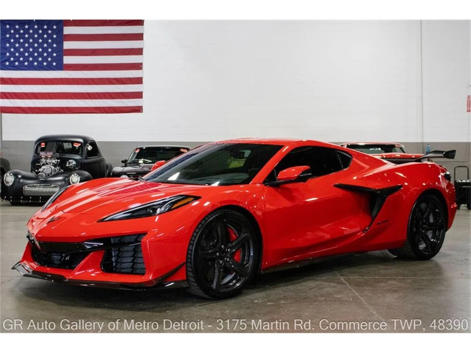 2023 Chevrolet Corvette C8 - Image 3 of 31
