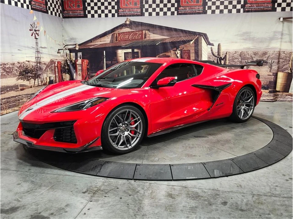 2023 Chevrolet Corvette C8 - Image 4 of 31