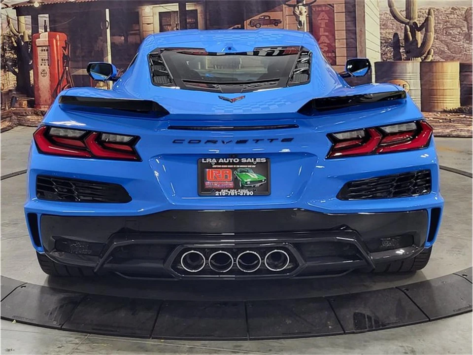 2023 Chevrolet Corvette C8 - Image 4 of 31