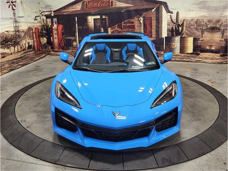 2023 Chevrolet Corvette C8 - Image 7 of 31