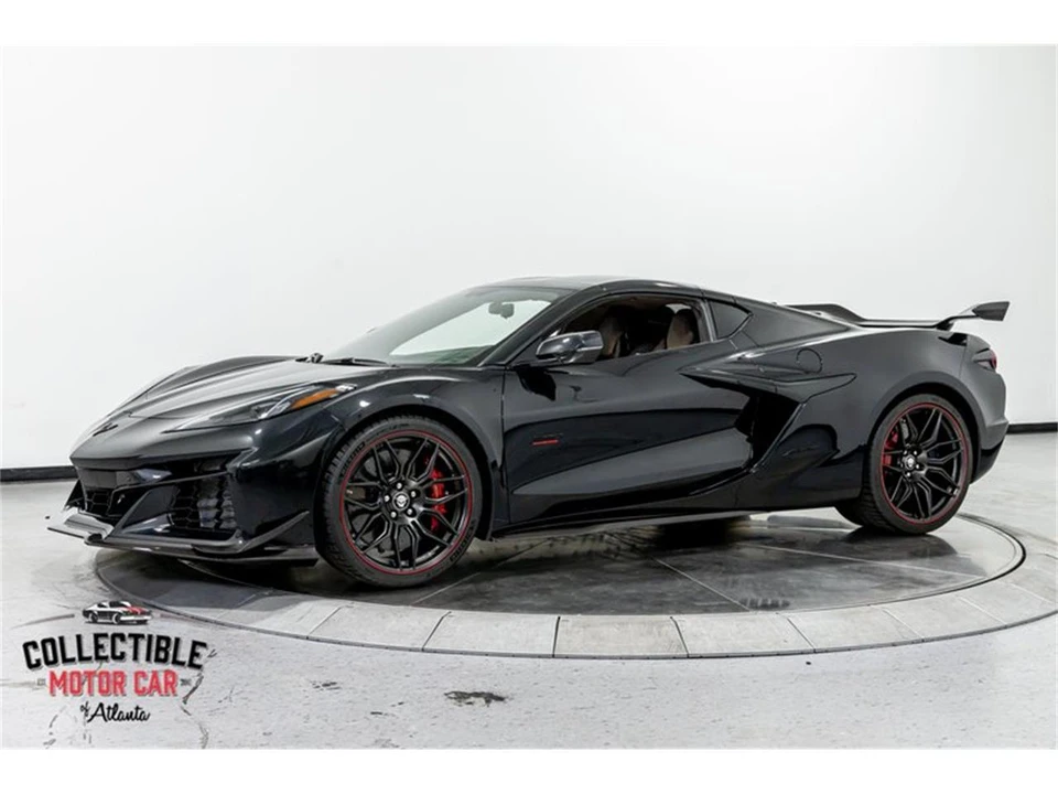 2023 Chevrolet Corvette C8 - Image 9 of 31