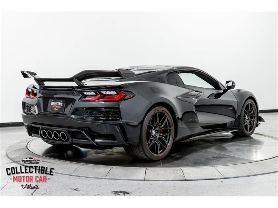 2023 Chevrolet Corvette C8 - Image 19 of 31