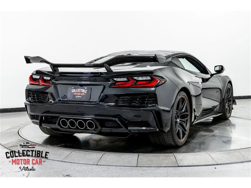 2023 Chevrolet Corvette C8 - Image 18 of 31