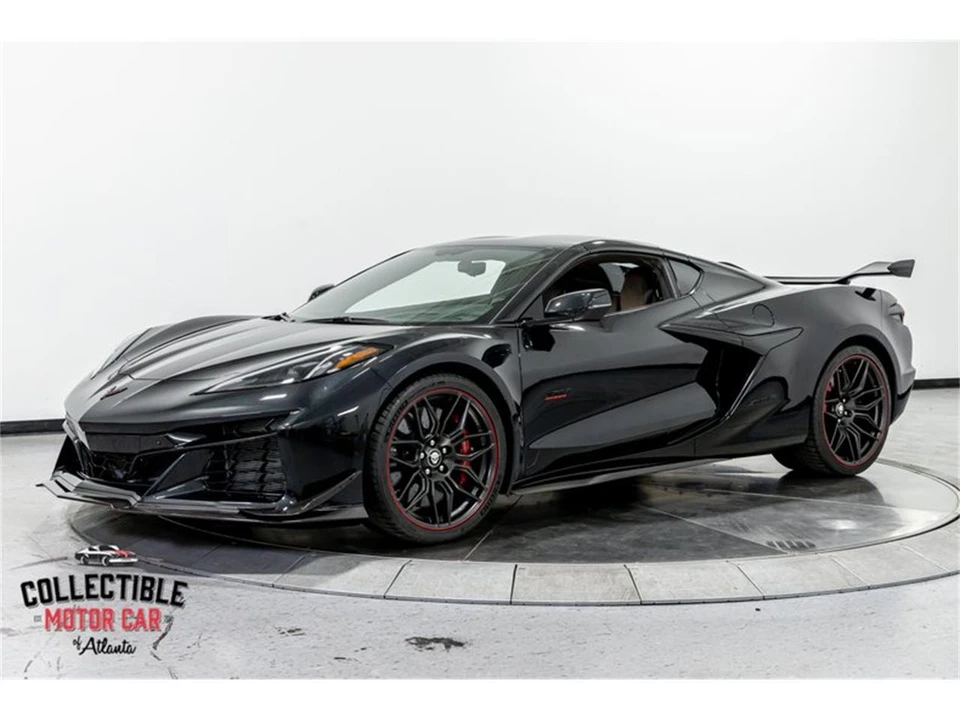 2023 Chevrolet Corvette C8 - Image 8 of 31