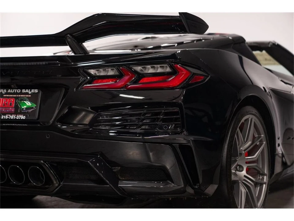 2023 Chevrolet Corvette C8 - Image 12 of 31