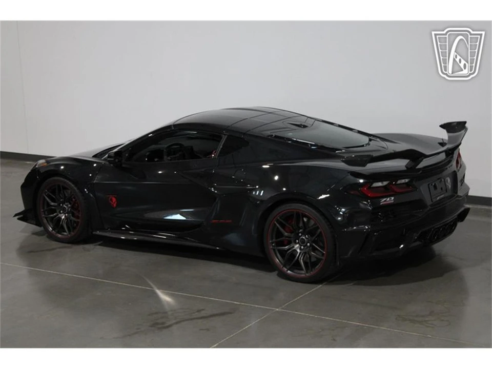 2023 Chevrolet Corvette C8 - Image 11 of 31