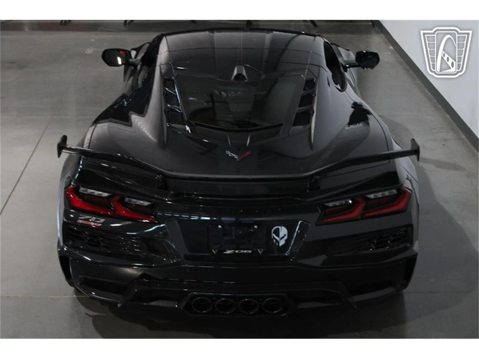 2023 Chevrolet Corvette C8 - Image 12 of 31
