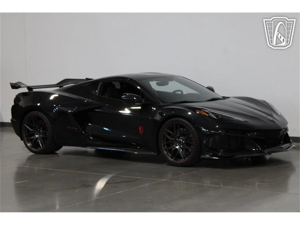 2023 Chevrolet Corvette C8 - Image 14 of 31
