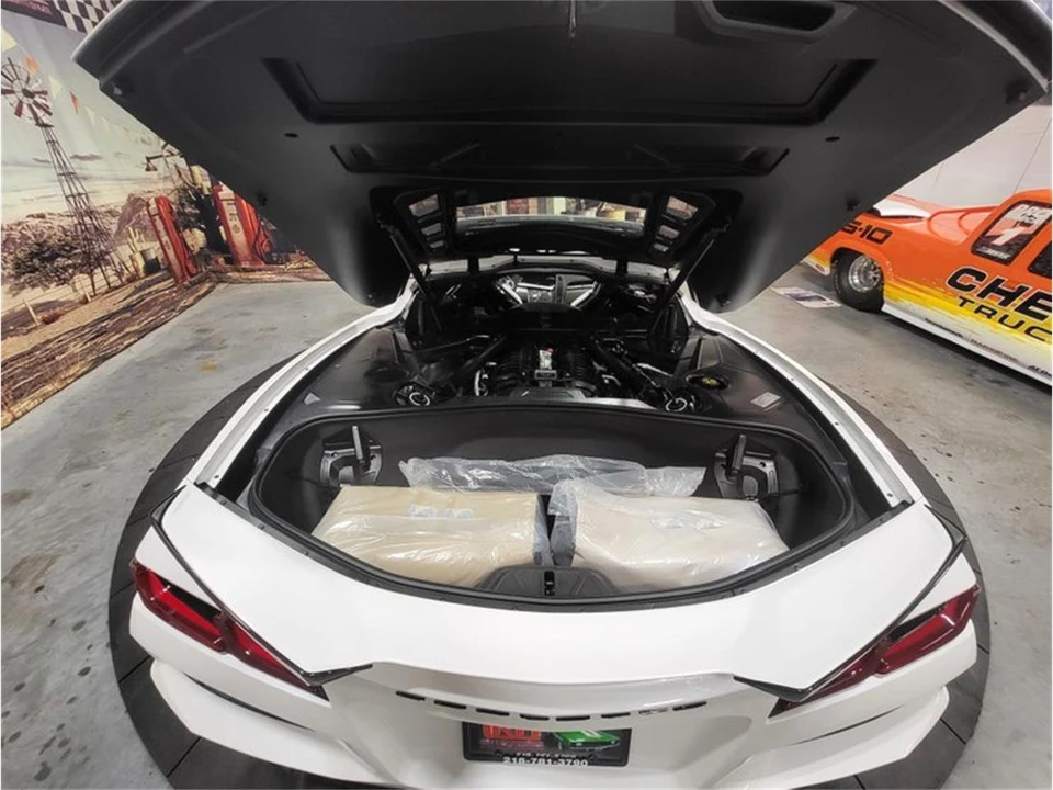 2023 Chevrolet Corvette C8 - Image 11 of 31