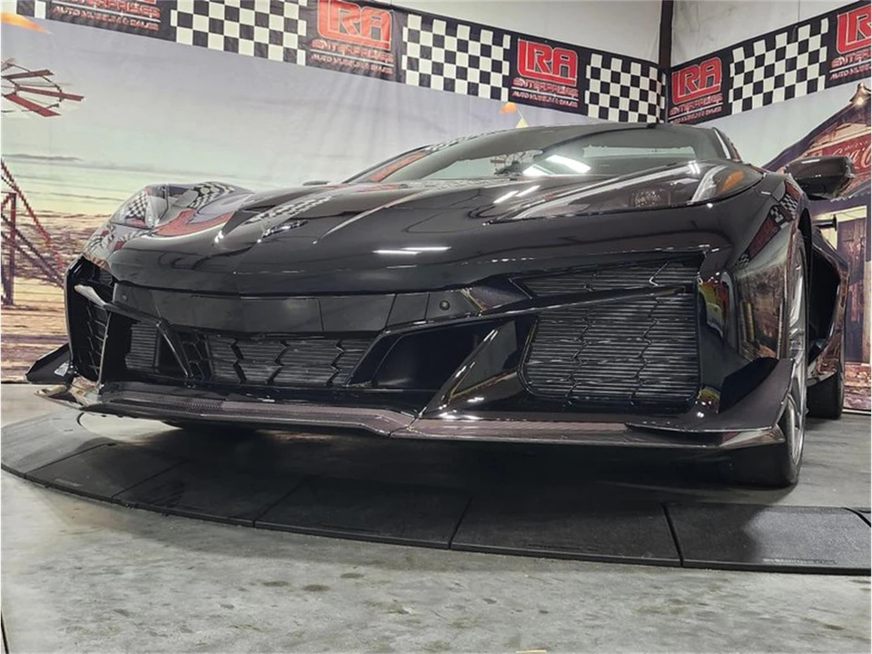 2023 Chevrolet Corvette C8 - Image 26 of 31
