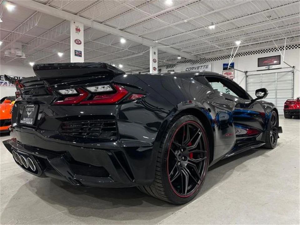 2023 Chevrolet Corvette C8 - Image 3 of 30
