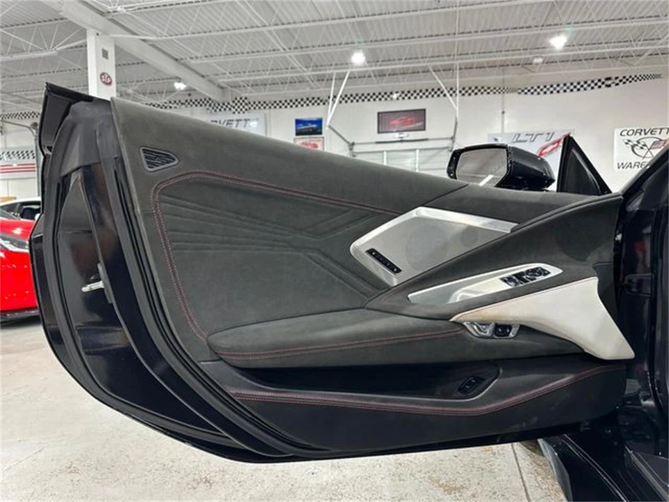 2023 Chevrolet Corvette C8 - Image 15 of 30