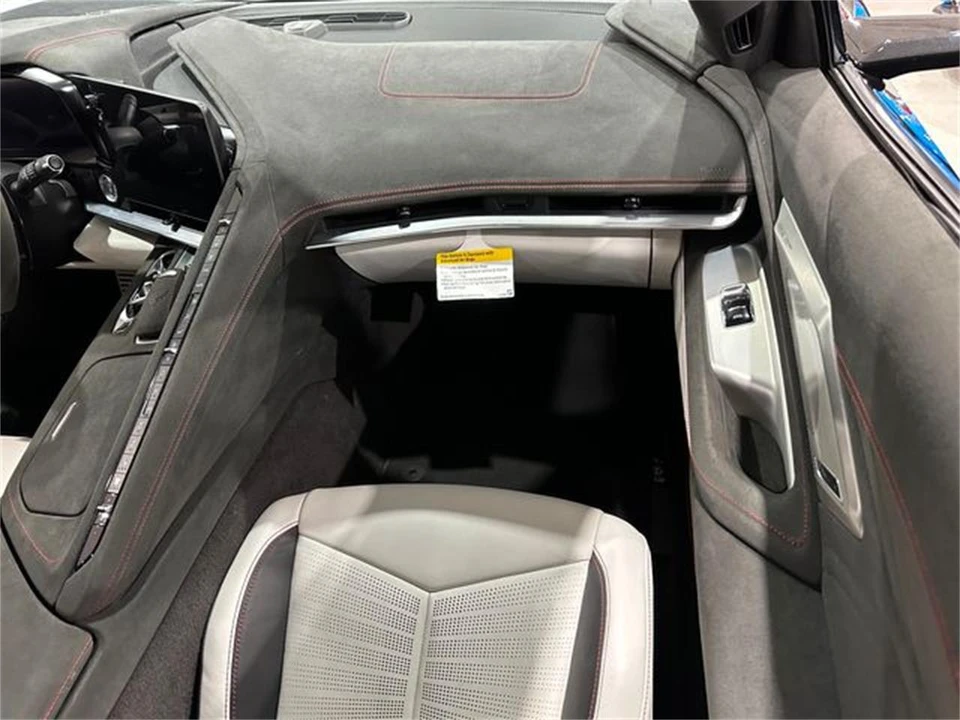 2023 Chevrolet Corvette C8 - Image 11 of 30