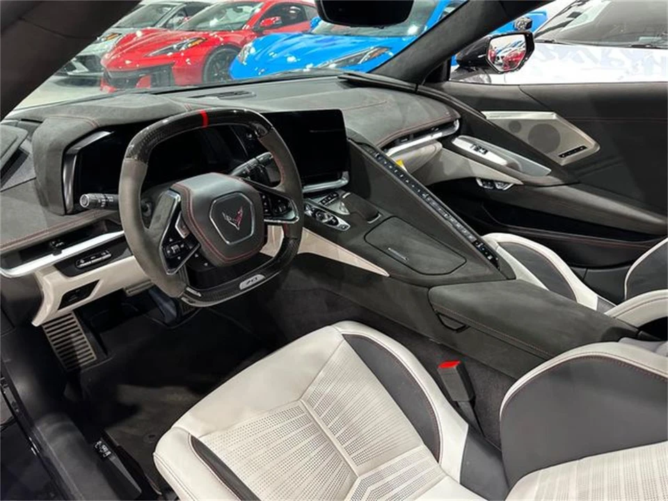 2023 Chevrolet Corvette C8 - Image 12 of 30