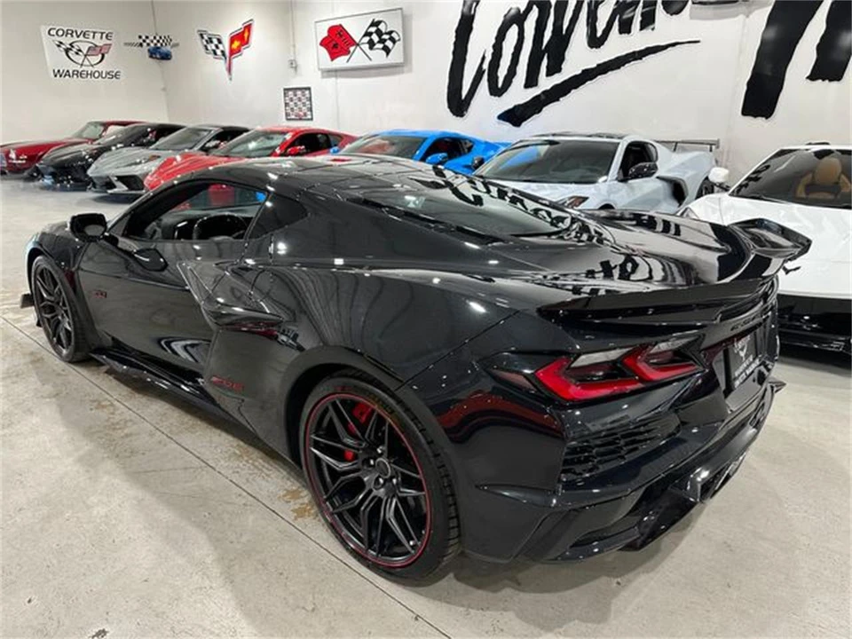 2023 Chevrolet Corvette C8 - Image 21 of 30