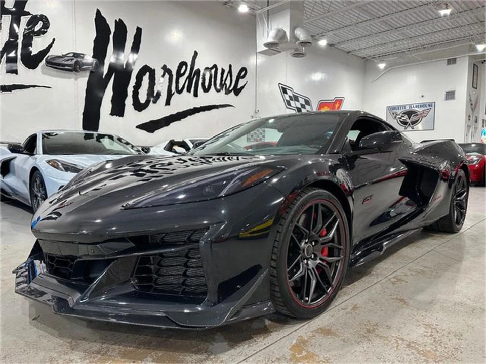 2023 Chevrolet Corvette C8 - Image 25 of 30