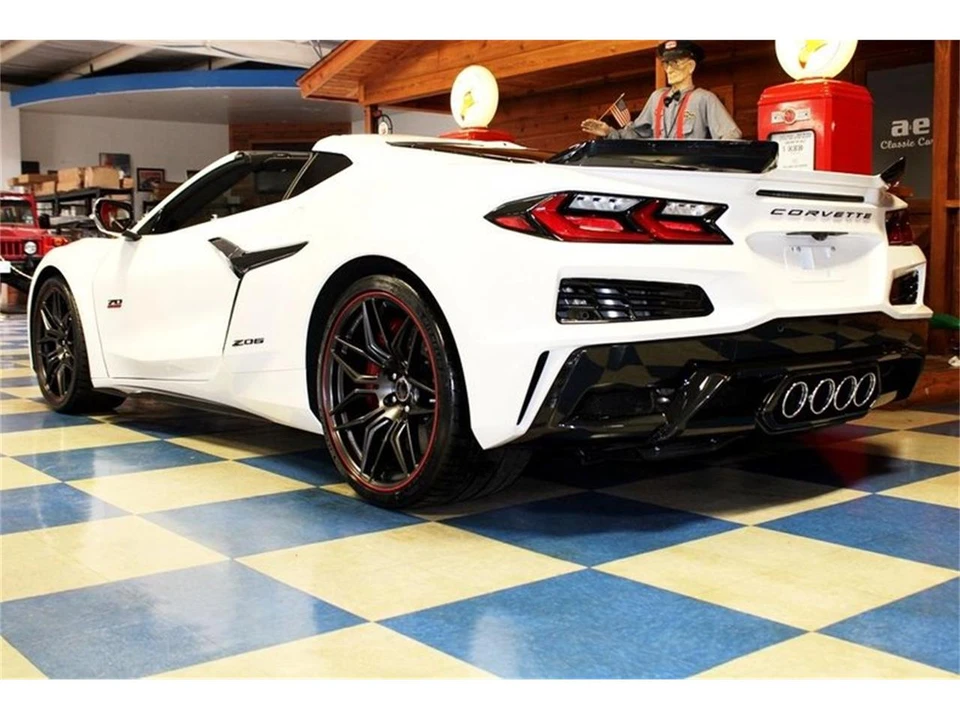 2023 Chevrolet Corvette C8 - Image 7 of 31